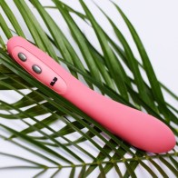 The Wand G-Spot Vibrator Pink with Heating