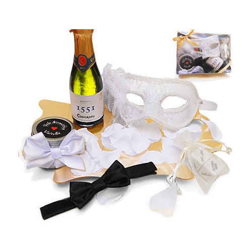 Erotic Kit White Venetian Mask