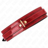 Kink Collar Ajustable Rojo Vino Detalles Dorados