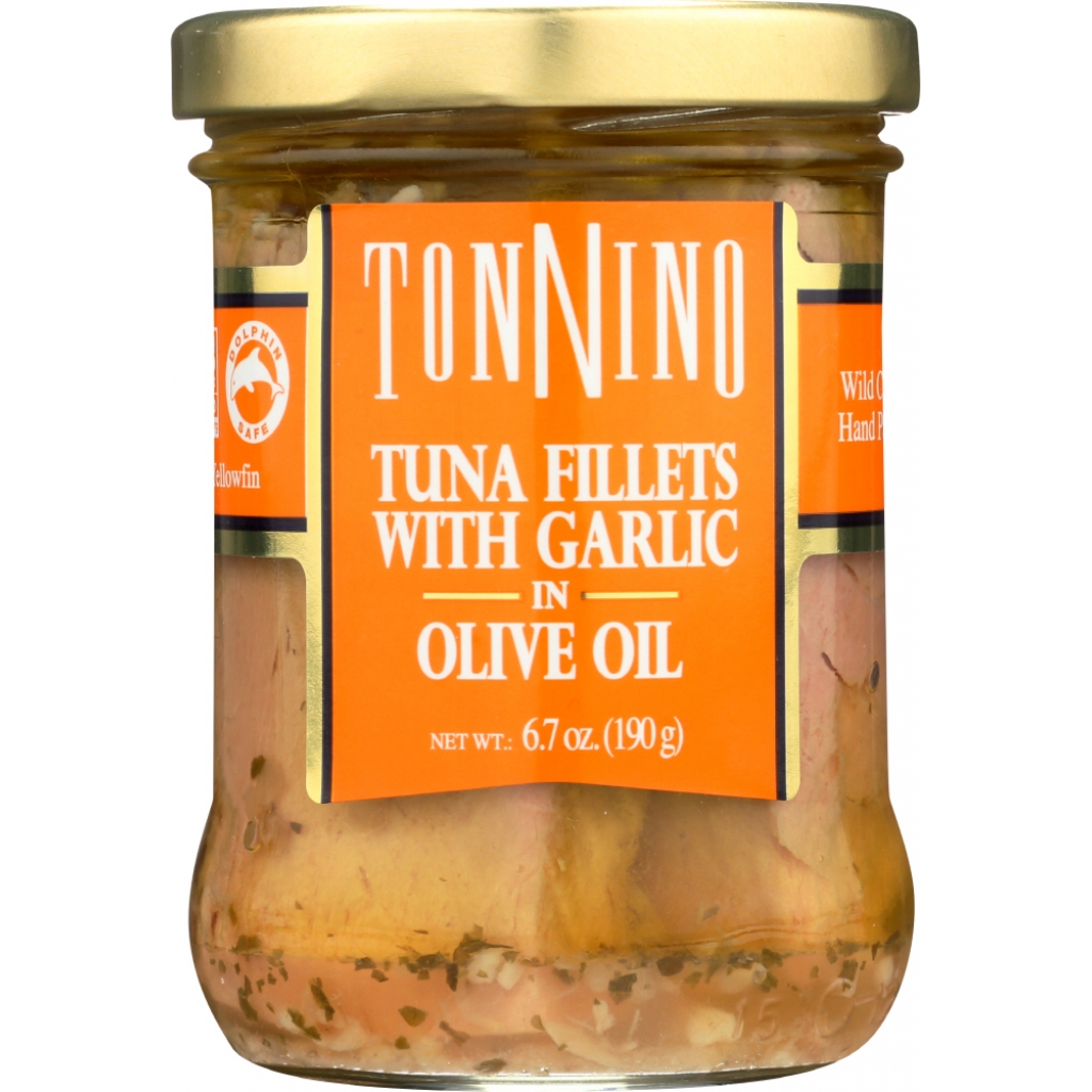 Tuna Fillets with Garlic in Olive Oil