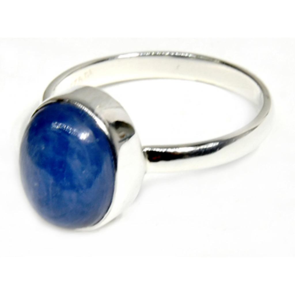 Stunning Size 7 Kyanite Ring