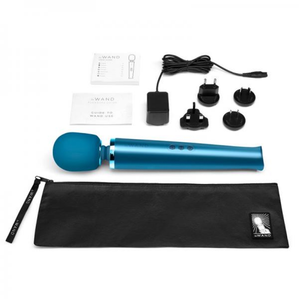 Award-Winning Le Wand Rechargeable Massager in Pacific Blue